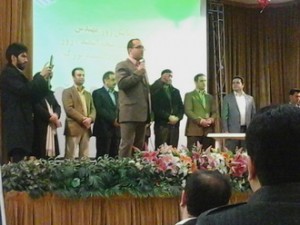 image-b19408a545faa10bb91efe149950b77075b66c26873656d26999ed58aaf74f33-V