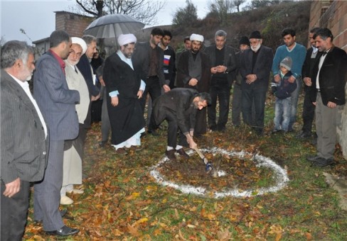 13940918001034_PhotoL (2)