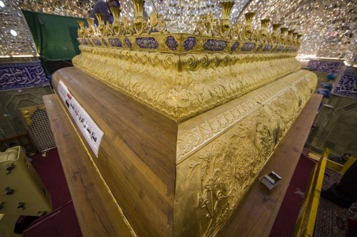 مراحل نهایی نصب ضریح جدید حرم حضرت عباس (ع)